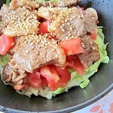 簡単昼ごはん☆焼肉のお肉が余ったら、サラダ焼肉丼